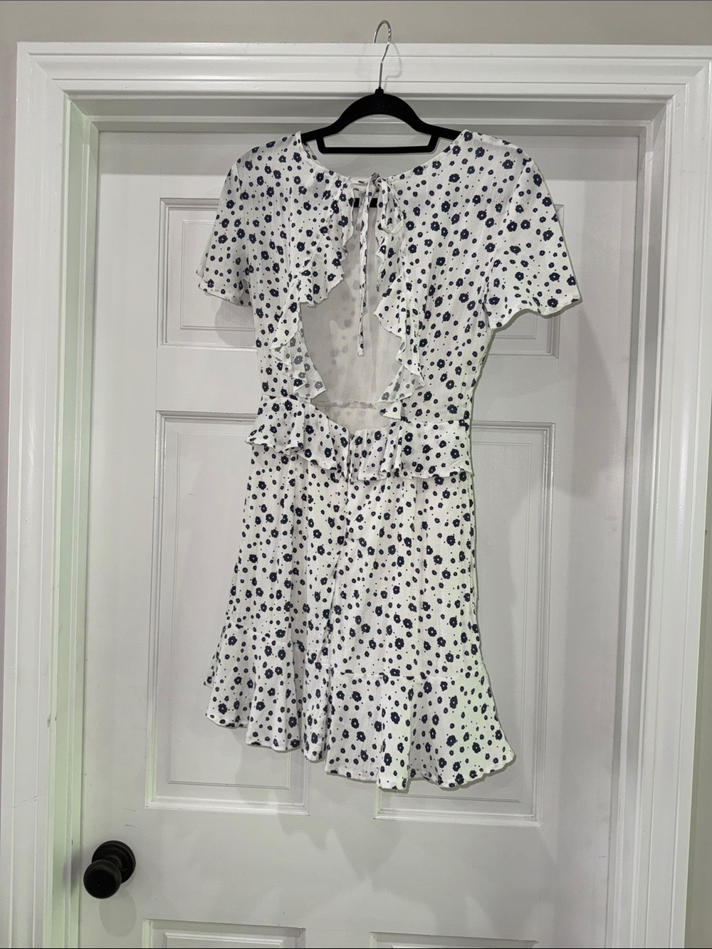 Princess Polly White & Navy Floral Short Sleeve Fit-and-Flare Dress Open Back - Picture 10 of 16